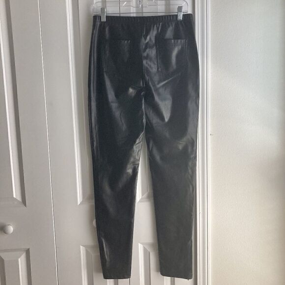 Kittenish Women's Faux Leather Leggings Black NWT - Picture 2 of 3